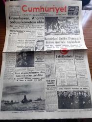 Cumhuriyet Gazetesi - 20 Aralık 1950 - Geç Kaldılar yazan Abidin Daver Başmakale - Eisenhower Atlantik ordusu komutanı oldu - Kore'de Kızıl Çinliler 39. Arz dairesi üzerinde toplandılar arz dairesi üzerinde toplandılar - Kore'de birliğimizin ele geçirdiği Kuzey Koreli kadın ve erkek casuslar fotoğraf - Kore'deki şehit Yaralı ve kayıplarımızı bildiren resmi tebliğ - Kore kahramanları Amerika'nın sesi radyosundan konuşacaklar - Maliye Bakanı Hasan Polatkan'ın bütçeye dair izahatı - cumhurbaşkanı Celal Bayar'ın gazetecilere çay ziyafeti - yeni denizaltılarımız Dün Amerika'dan geldiler fotoğraf - İngiltere'ye Marshall yardımı kesilecek - Karanlık Oda Yazan Peride Celal Yazı Dizisi - Iwo Jima Yanıyor filmi Marmara ve çemberlitaş sinemasında - ahiret yolcuları filmi yurt sinemasında - Amerikalı güreşçiler Yarın uçakla geliyorlar fotoğraflar - Yaşar Doğunun rakibi  Louis Heintz fotoğraf - Hamiyet Yüceses ve Ahmet Üstün Taksim kristal salonunda - Türkiye'den kore'dekilere mektup - Sümerbank