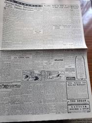 Cumhuriyet Gazetesi - 20 Aralık 1950 - Geç Kaldılar yazan Abidin Daver Başmakale - Eisenhower Atlantik ordusu komutanı oldu - Kore'de Kızıl Çinliler 39. Arz dairesi üzerinde toplandılar arz dairesi üzerinde toplandılar - Kore'de birliğimizin ele geçirdiği Kuzey Koreli kadın ve erkek casuslar fotoğraf - Kore'deki şehit Yaralı ve kayıplarımızı bildiren resmi tebliğ - Kore kahramanları Amerika'nın sesi radyosundan konuşacaklar - Maliye Bakanı Hasan Polatkan'ın bütçeye dair izahatı - cumhurbaşkanı Celal Bayar'ın gazetecilere çay ziyafeti - yeni denizaltılarımız Dün Amerika'dan geldiler fotoğraf - İngiltere'ye Marshall yardımı kesilecek - Karanlık Oda Yazan Peride Celal Yazı Dizisi - Iwo Jima Yanıyor filmi Marmara ve çemberlitaş sinemasında - ahiret yolcuları filmi yurt sinemasında - Amerikalı güreşçiler Yarın uçakla geliyorlar fotoğraflar - Yaşar Doğunun rakibi  Louis Heintz fotoğraf - Hamiyet Yüceses ve Ahmet Üstün Taksim kristal salonunda - Türkiye'den kore'dekilere mektup - Sümerbank