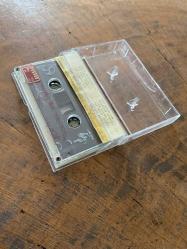 YEŞİM SALKIM - YOKTAN GELİYORUM - KASET