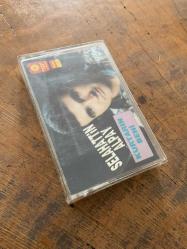 SELAHATTİN ALPAY - KURTARIN BENİ - KASET