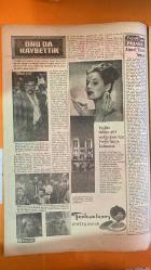 PAZAR AKTÜALİTE, SİNEMA, TİYATRO, MİZAH MECMUA DERGİSİ - SAYI: 420 - 11 EKİM 1964 - GÖKSEL ARSOY - NURLAN SAN - SIRRI GÜLTEKİN - VARAL ÜRKMEZ - HULUSİ KENTMEN - EKREM BORA - SEVDA FERDAĞ - GÜLBİN ERAY - TÜLİN ELBİN - VAHİT ÖZ - CÜNEYT ARKIN - NEBAHAT ÇEHRE - YILMAZ GÜNEY - SEMRA SAR - AHMET TARIK TEKÇE - AŞIK SEN - FATMA GİRİK - BİRSEN MENEKŞELİ - TANJU GÜRSU - AHMET MEKİN - SADRİ ALIŞIK - ASIM NİPTON - YALÇIN ÇETİN - ALFRED HITCHCOCK - FOTOGRAFLA AKTÜALİTE - YENİ YETİŞEN BİR YILDIZ ADAYI NURLAN SAN - DOĞUM GÜNÜNÜZ KUTLU OLSUN ASIM NİPTON - ONU DA KAYBETTİK AHMET TARIK TEKÇE - PAZAR’DAN PAZARA - HANIMLARLA BAŞBAŞA - TİYATROLARDA YENİ OYUNLAR - ALMANYADA BÜYÜK BAŞARI KAZANMIŞ BİR TÜRK KARİKATÜRİSTİYLE RÖPORTAJ - KURT KÖPEĞİ - TURİST ÖMER - ÇÖPÇATANLAR KAMPI - KARA ŞAHİN - KIRK KÜÇÜK ANNEM - KARA DAĞLI  - 16 SAYFA