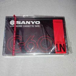 Sanyo C-60 LN Boş Teyp Kaseti. Made in Japan. Ambalajında Sıfır. ADET FİYATIDIR. stok 2 adet. Japonya üretimidir ve en az 40 yıllıktır.