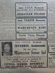 Cumhuriyet Gazetesi - 30 Birinciteşrin (Ekim) 1943 - gençliğin vazifesi yazan Nadir Nadi Başmakale - Milli Şef İsmet İnönü'nün hitabesi fotoğraf - millet içeride ve dışarıda her türlü emniyetin sağlam temellerini cumhuriyette buldu - dün İstanbul'da yapılan büyük geçit resminden fotoğraflar - yabancı memleketlerde cumhuriyetimizin yıldönümü tezahürlere vesile oluyor - Moskova Konferansı tam anlaşma ile bitti - Amerika Cumhur Reisi Roosevelt radyoda Bir Nutuk söylerken fotoğraf - İtalya'da savaşlar Almanlar müttefiklerin bir yarma teşebbüsünü durdurdu - Cemal Nadir Karikatür - İstanbul halkı dün büyük Bayramı kutlamak için sokaklara dökülmüştü fotoğraf - Müzeyyen Senar Işıl İstanbul gazinosunda - Fedailer Filosu Lale sinemasında - cumhuriyetin yirminci yılında üniversitemiz yazan profesör Ziyaeddin Fahri Fındıkoğlu - Aşkın Doğuşu yazan Peride Celal Yazı Dizisi - Kutlu Bayram yazan Burhan Felek - Safiye Ayla Muzaffer Güler Saime Güler Faide Yıldız Eski Novotni Safiye Salonunda - Radyo