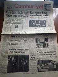Cumhuriyet Gazetesi - 12 Mart 1952 - Ege'den notlar yazan Nadir Nadi Başmakale - Amiral Carney Bugün öğleden sonra geliyor - Rusya'nın gönderdiği notalarda Kremlin Almanya'nın silahlandırılmasını istiyor - kalkınma kongresinin dünkü çalışmaları - Tahran'da aleyhimizdeki neşriyat - Sağlık Bakanı Ekrem Hayri Üstündağ vapurda yazarımızla görüşürken fotoğraf - Hasanoğlan köy enstitüsü meselesi - Taşan asi nehri Antakya'da bir gazinoyu sürükledi - veremin yeni bulunan ilacı Amerika'yı birbirine kattı - Bir Beyaz Gömleklinin Dramı yazan Doktor Burhan Öncel Yazı Dizisi - Remzi Kitabevi sahibi Remzi Bengi'nin evi soyuldu - Panaroma yazan Yakup Kadri Karaosmanoğlu - Mısır'da Vefd Partisi Hilali Paşa'ya karşı cephe aldı - nefis muhasebesi yazan Burhan Felek - Kore'de şehit ve yaralı listesi - sovyetlerin olimpiyat anlayışındaki fark - İstanbul belediyesi şehir tiyatroları dram kısmında Şakacı komedi kısmında Bir Kavuk Devrildi - Karolina Filmi Kadıköy yurt sinemasında - şehirden röportajlar