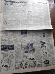 Cumhuriyet Gazetesi - 5 Mayıs 1953 - dostluk vazifesi yazan  Cumhuriyet Başmakale - Başbakan Adnan Menderes'in dünkü basın toplantısı 4,5 saat sürdü fotoğraf - Adnan Menderes paramızın kıymeti buğday ihracatı ve hayat pahalılığına dair geniş izahlarda bulundu - Irak Kralı İkinci Faysal'ın tahta çıkışından fotoğraflar - Nehru'ya suikast teşebbüsü - NATO deniz piyadesi komutanı Erskin İzmir'e geldi - dünyanın sayılı zenginlerinden Şeyh Bin Zait Şahbud İstanbul'da - 1953 Türkiye Güzellik müsabakası güzellerini neşre yakında başlıyoruz - silahlı kuvvetler Güreş Şampiyonası dün gece sona erdi - Piç Kurusu Yazan Azmiye Hami Güven Yazı Dizisi - Türk Atı yazan İsmail Habip Sevük - Acayip Bir Müessese yazan Burhan Felek - BBC'nin taç giyme töreni için hazırlığı - İstanbul'da Day isminde büyük bir film şirketi kuruldu - Cennet Yolu yazan Steinbeck Yazı Dizisi - Fenerbahçe Galatasaray amatör takımları final karşılaşması - yeni milli takım kadromuz - Cannes Film Festivali - Veled Çelebi İzbudak