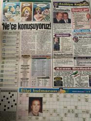 ASABİ GAZETESİ DOĞUM GÜNÜ HEDİYESİ- 7 HAZİRAN 2000-Devlet Bahçeli - Aysel Gürel - Kadir İnanır - Gülben Ergen - Tarık Tarcan - Dündar Kılıç - Yılmaz Erdoğan - Demet Akbağ - Levent Tülek - Bülent Kayabaş - Zeki Alasya - Metin Akpınar - Altan Erkekli - Cem Özer - Ayşen Gruda - Fatoş Sezer - İzzet Yıldızhan - Vahide Gördüm - Cüneyt Arkın - Füsun Önal - Kenan Kalav - Haldun Dormen - Nezih Tuncay - Müjdat Gezen - Süheyl Eğriboz - Sümer Tilmaç - Güzin Özipek - Ekrem Dümer - Tarık Ünlüoğlu - Tanju Gürsu - Serap Aksoy - Mehmet Yıldırım - Audrey Mestre - Yasemin Dalkılıç - Hüseyin Movit - Kanber Şenyüz - Berna Demirkale - Seçkin Piriler - Süleyman Çırıkas - Muharrem Uğur - Orhan Gencebay - Şener Şen - Kemal Sunal - Erbil Gözükırmızı - Sadettin Okkalı - Celal Toprak - Şakir Yazıcı - Kadir İnanır - Tarık Tarcan - Dilan D - Hakan Kıran  Yokluk içinde varlık - Allahım nedir bu başımıza gelenler - Asarı antika - Üç memur maaşı bir işçi kadar - Benzinlik patladı - Artçı değil bağımsız deprem -