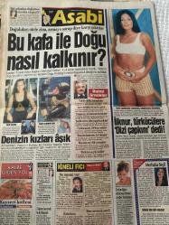 ASABİ GAZETESİ DOĞUM GÜNÜ HEDİYESİ- 7 HAZİRAN 2000-Devlet Bahçeli - Aysel Gürel - Kadir İnanır - Gülben Ergen - Tarık Tarcan - Dündar Kılıç - Yılmaz Erdoğan - Demet Akbağ - Levent Tülek - Bülent Kayabaş - Zeki Alasya - Metin Akpınar - Altan Erkekli - Cem Özer - Ayşen Gruda - Fatoş Sezer - İzzet Yıldızhan - Vahide Gördüm - Cüneyt Arkın - Füsun Önal - Kenan Kalav - Haldun Dormen - Nezih Tuncay - Müjdat Gezen - Süheyl Eğriboz - Sümer Tilmaç - Güzin Özipek - Ekrem Dümer - Tarık Ünlüoğlu - Tanju Gürsu - Serap Aksoy - Mehmet Yıldırım - Audrey Mestre - Yasemin Dalkılıç - Hüseyin Movit - Kanber Şenyüz - Berna Demirkale - Seçkin Piriler - Süleyman Çırıkas - Muharrem Uğur - Orhan Gencebay - Şener Şen - Kemal Sunal - Erbil Gözükırmızı - Sadettin Okkalı - Celal Toprak - Şakir Yazıcı - Kadir İnanır - Tarık Tarcan - Dilan D - Hakan Kıran  Yokluk içinde varlık - Allahım nedir bu başımıza gelenler - Asarı antika - Üç memur maaşı bir işçi kadar - Benzinlik patladı - Artçı değil bağımsız deprem -