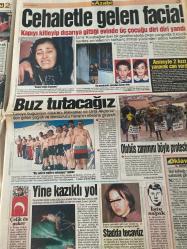 ASABİ GAZETESİ DOĞUM GÜNÜ HEDİYESİ- 18 OCAK 2000-Bülent Ecevit-Sebnem-Hasan Bilir-Burhan Buzlu-Yasemin Pamuk-Orhan Uğuroğlu-Fatih Erkoç-Zafer Alagöz-İkbal Gürpınar-Uğur Dündar-Cüneyt Arcayürek-Gamze Tazim-Uğur Uludağ-Oktay Oray-Robert Ellis-Milena Repka-Tiffany Haber-Ferdi Merter-Zuhal Yalçın-Bora Ayanoğlu-Gökhan Mete-Selim Naşit-Oya Başar-Ayşegül Atik-Vahide Gördüm-Tamer Levent-Ahmet Uğurlu-Cansu Dere-Mustafa Sandal-Nadir Dibo-Hüseyin Solmaz-Ali Özyaşar-Tufan TOPRAK-Kamil Turan-Faruk Fevzi-Claudia-Dorothea-Hüseyin Movit-Murat Şahin-Zeynep-Sinem Kobal-Hande Ataizi-Murat Başoğlu  Yılın adamı: Gariban vatandaş-Ecevit şehit yakınlarını avuttu-Depremzede dilenci oldu-Asabiyet-SSK’da muayene kuyruğu kalkacakmış-Beykoz’da büyük silahlı çatışma-Bir dirhem et bin derde deva-Hastalığı önlüyor-Deprem hasar tespiti için para yok-Arena yine olay yaratacak-Söz hakkı-Gece Kahvesi-Babacan ekibi büyücülerin peşinde-Oktay ile Özlem’in arasında ayrılık rüzgarı-Kezban’a büyük tehdit-‘Notre Dame’ın Kambur