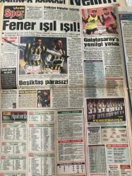 ASABİ GAZETESİ DOĞUM GÜNÜ HEDİYESİ- 18 OCAK 2000-Bülent Ecevit-Sebnem-Hasan Bilir-Burhan Buzlu-Yasemin Pamuk-Orhan Uğuroğlu-Fatih Erkoç-Zafer Alagöz-İkbal Gürpınar-Uğur Dündar-Cüneyt Arcayürek-Gamze Tazim-Uğur Uludağ-Oktay Oray-Robert Ellis-Milena Repka-Tiffany Haber-Ferdi Merter-Zuhal Yalçın-Bora Ayanoğlu-Gökhan Mete-Selim Naşit-Oya Başar-Ayşegül Atik-Vahide Gördüm-Tamer Levent-Ahmet Uğurlu-Cansu Dere-Mustafa Sandal-Nadir Dibo-Hüseyin Solmaz-Ali Özyaşar-Tufan TOPRAK-Kamil Turan-Faruk Fevzi-Claudia-Dorothea-Hüseyin Movit-Murat Şahin-Zeynep-Sinem Kobal-Hande Ataizi-Murat Başoğlu  Yılın adamı: Gariban vatandaş-Ecevit şehit yakınlarını avuttu-Depremzede dilenci oldu-Asabiyet-SSK’da muayene kuyruğu kalkacakmış-Beykoz’da büyük silahlı çatışma-Bir dirhem et bin derde deva-Hastalığı önlüyor-Deprem hasar tespiti için para yok-Arena yine olay yaratacak-Söz hakkı-Gece Kahvesi-Babacan ekibi büyücülerin peşinde-Oktay ile Özlem’in arasında ayrılık rüzgarı-Kezban’a büyük tehdit-‘Notre Dame’ın Kambur