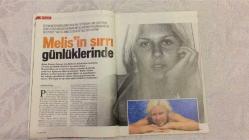 YENİ AKTÜEL  HAFTALIK HABER DERGİSİ - SAYI:54 - 2006 - 20-26 TEMMUZ -  EN ŞANSLI MÜEBBET SANIĞI - EN MUTLU ÜLKE VANUATU'DAN GELİYORUM - DANSTA CİNSELLİK VARMIŞ - İMAM HAKLI ÇIKTI - BÖLÜM DEĞİL OKUL SEÇ ÜNİVERSİTE TERCİH REHBERİ - RAHŞAN ECEVİT ARTIK HAYATIMIZI YAŞAYACAĞIM - BEKARLIK SULTANLIK DEĞİL HASTALIK - KORKMAYIN TEDAVİSİ VAR - UYUŞTURUCU KURBANININ BABASI KATİL ANNESİ BEN DE SUÇ ORTAĞIYIM - SON BAKIŞ - MELİS’İN SIRRI GÜNLÜKLERİNDE - DANIŞTAY ÇETESİ LİDERİ YENİDEN YARGILANIYOR - YELKEN SINIF ATLATACAK - BİRİ EN MUTLU BİRİ EN MUTSUZ - 15 MİLYAR DOLARLIK OVERLOKÇU - DANSIN YATAY ARZULARI - BEKARLIK TUTKUSU HASTALIK - YELKENLİM ÇOK SAĞLAM - SUPERMAN DÜNYAYI KURTARMAYI UNUTMUŞ - GÖKYÜZÜNDE UÇACAK KÜÇÜK BÜYÜK SIRT ETMEDEN HER TÜRLÜ ZORLUĞU YENECEK - ÖLÜMÜNDEN BEŞ GÜN ÖNCE BU FOTOĞRAFLARI ÇEKTİREN SON UYUŞTURUCU KURBANI MELİS AKPINAR’IN BABASINDAN ACI İTİRAF - KATİLİ ANNESİ BEN DE SUÇ ORTAĞIYIM - MELİS’İ ÖLÜME GÖTÜREN GÜNLÜKLER - EMNİYET DEFTERLERİ İNCELEMELİ - ROCK'N COKE FES 98 SAYFA