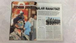 YENİ AKTÜEL  HAFTALIK HABER DERGİSİ - SAYI:80 - 2007 - 18-24 OCAK -  YARAYA FOTOSOP SPREYİ - 20 DAKİKADA SPREYLE DERİ NAKLİ - KENAN İMİRZALIOĞLU YANDIM ALİ BOND’U DÖVER - KARA KUVVETLERİ ESRARENGİZ YÜZBAŞIYI KAYBETTİ - ORDUDAN KAYIP YÜZBAŞI BELGESİ - MİT MÜSTEŞARI’NIN ULUS-DEVLET TEZİNE DESTEK - ORDULAR BİLE ÖZELLEŞTİRİLECEK - TV İZLEYEN ÇOCUK İZLEMEYEN ÇOCUK - SADDAM’IN İDAMINI İZLEYEN ÇOCUĞUN İNTİHARI - ÇOCUKLARA EKRAN DİYETİ - YARALARA YANIKLARA FIS FIS - ANKARA’DA IRAK SIĞINAĞI - YENİ ZELANDA’NIN KADER FİLMİ - ABD’DEKİ ÖĞRENCİ TARİKATLARI - BİLİMİN AB’SİNE DE GİREMEDİK - CERN’DE BÜYÜK PATLAMA DENEYİ - UZMAN JANDARMALAR RAHATSIZ - ALTININ MI VAR DERDİN VAR - BAY SİPA’DAN GAZETECİ TANIMI - FRANSA’DA TÜRK LOBİSİ - BOND ALİ’Yİ KISKANACAK - SAHNEDEN ÖNCE SON 10 DAKİKA - NEW YORK MEYDAN MUHAREBESİ - HAYATIMDAKİ AZİZLERİ KEŞFETME - QUEENS’TE ŞİDDET DOLU CADDELER - AJDA PEKKAN’DAN HÜMEYRA’YA SAHNE ÖNCESİ - SESLE KUSURSUZ CİNAYET - FREKANSLARLA BİLİNÇALTINA MESAJ - SESLE İŞKENCE  98  SAYFA