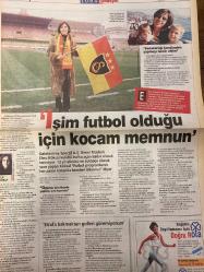 MİLLİYET GAZETESİ DOĞUM GÜNÜ HEDİYESİ- 20 ARALIK 2002 -Ebru Köksal-Elif Korap-Gülay Fırat-Tuba Akyol-Donatella Piatti-İlhan Uçkan-Sonay Dikkaya-Sayınur Tezel-Aysenur Yazıcı-Jülide Ateş-Zeynep Göğüş-Çağnur Hatipoğlu-Hülya-Hülya Avşar-Sezen Aksu-Ebru Gündeş-Orhan Gencebay-Nilüfer-Bülent Eczacıbaşı-Oya Eczacıbaşı-Ali Müfit Gürtuna-Ümit Boyner-Cem Boyner-İnan Kıraç-Ayşe Gülsoy-Ergun Gülsoy-Mustafa Sarıgül-Lüset Taviloğlu-Mustafa Taviloğlu-Mehmet Özdilek-Şenol Güneş-Cengiz Solakoğlu-Arzuhan Yalçındağ-Vuslat Sabancı-Hanzade Doğan-Sema Doğan-Esra Gürsoy-Güliz Onursal-Banu Birkan-Nur Akgerman-Hande Ataizi-Emre Ergani-Ayşegül Dinçkök-Ayk Gürdikyana-Neşe Erberk-Lâl Feray-Atıl Kutoğlu-Barbara Pensoy-Bekir Saçar-Esra Akın  Galatasaray markasını paraya çeviriyor-Şimdi özel hayattan haberler-Kadınların hallerini en iyi anlatan yazarlar-Yoksa aldatıyor muyuz-Muhabbet kuşumu nasıl sağlıarım-Kulaklıklı bereler çok mu moda-Yılbaşı gecesi yine pantolon mu giysem-Yıldızlar hafta sonu için neler fısıldıyor