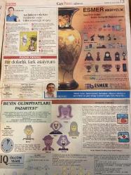 VATAN CAFE PAZAR GAZETESİ DOĞUM GÜNÜ HEDİYESİ - 22 EYLÜL 2002 -Ahmet Ümit - Ahmet Altan - Haşmet Babaoğlu - Haşmet Babaoğlu - Gani Müjde - Teoman - Kemal Derviş - Ahmet Ümit - Ahmet Altan - Zeynep Derviş - Tuğba Özay - Ebru Akel - Esin Moralıoğlu - Sibel Sezer - Prof. Dr. Cihat Tıraş - Semra Dündar - Engin Aksu - Semra Yücel - Semra Kalaycı - Muammer Ergenekon - Burak Kara - Emin Aydın - Cemil Sait - Thalia - Thalía Gabriela Sodi Miranda - Richard O’Brien - Rick Springfield - Hande Yener - Ben Hürman - Funda Arar - Serdar Ortaç - Yıldız Tilbe - Erol Köse - Avril Lavigne - Nek - Creed - Coldplay - Hooverphonic - Jackie Cane - Las Ketchup - Athena - Kadınlar Derviş’i neden seksi buluyor - Derviş’in sırrı - Teoman’la öpüşmek Arapça öğrenmek gibi - Edebiyatta büyük kutuplaşma - Yıldızların gizli Türkiye sığınağı - Orgazm yalanı açığa çıktı - Fight club’a dayak - Gerçekte ne düşünüyor - Seç bir tarz havan olsun - Aaa ben bu kızı dizide görmüştüm - Bakalım ne çıkacak bahtına - Yeni Albümler