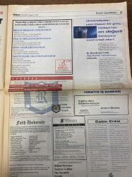 MİLLİYET GAZETESİ DOĞUM GÜNÜ HEDİYESİ - 15 AĞUSTOS 1999 -Yusuf Vezirhan-Günseli Özen Ocakoğlu-Yoshio Kondo-Shinya Tsutsumi-Vedat Akman-Murat Keleştemur-Özlem Tosun-Ulaş Bıçakçı-Güldep Kırtıkoğlu-Burçin Demirtaş-Fatih Aksoy-Bülent Göncü-Turgut Uzer Demokratik yönetime evet-Bütünsel Kalite için motivasyon-Futbolun yeni adresi: TELEON-Helpdesk ve Call Center’da lider-Krizde teorinin yeniden keşfi-Moda kimlikleri-Kurumlaşmak mı yoksa “kurum”laşmak mı?-İş yapayım derken göz çıkarmayın-Şimdi televizyonculuk çok moda-Ortaklık uyumu nasıl ölçülür?-Vizyona evet, planlamaya hayır çizer: E. Büyükyıldırım-karikatür: gözlükle parayı incelerken birbirini dürten iki adam-karikatür: televizyonu tamir eden teknisyen-karikatür: kamerayla çekim yapan sunucu