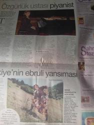 Cumhuriyet  GAZETESİ-7 temmuz 2007-Robin Gibb-Aslı Selçuk-Ufuk Uğur-Uğur Hüküm-Zuhal Aytolun-Alper Turgut-Atilla Durak-Seren Aksu-Kenan Taş-Vuslat Doğan Sabancı-Mustafa Erduran-Haydar Ergülen-Cem Say-Erdinç Akkoyunlu-Nazlı Dalgakıran-Volkan Yüksel-Emine Uçar İlboğa-Bülent Ergun-Murat Beşer-Ayla Erduran-Can Dündar-Muzaffer Arslan-Bora Barış-Ayşegül Sönmez-Görkem Yeltan  Prestijin değil müziğin peşinde bir yaşam-İzmir’de notanın büyülü yolculuğu-Hani nerede kölelik müzeleri-Tasarım bilgisayarda yapılmaz-Birbirine dokunan renkler-Robotların savaşı-Her turist için bir fidan-Recoil’in muhteşem dönüşü-Temmuz’da her telden konser-Gitarın babası geliyor-Dördü bir yanda festival-İnsanlıktan uzaklaşma-İstanbul konuğunu unuttu-‘Çalışılması zor bir tasarımcıyım’-Tarihi eser hastanesi-Hayallerini yapan sadekâr’dan bu toprakların mücevherleri-Geç kalan reformlar-Cumartesi ekranı-Küresel ısınmaya karşı-Sinema keyfi  Karikatür ismi: Kimsesizlerin kimse­si - Çizer: Ufuk Uğur