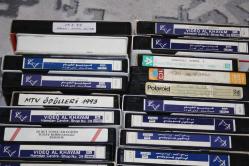 32  ADET VHS VİDEO KASET (CD-ODA