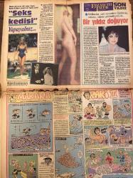 RENK GAZETESİ DOĞUM GÜNÜ HEDİYESİ - 24 EKİM 1983 -Mehmet Barlas-Cüneyt Arkın-Yaprak Özdemiroğlu-Yıldırım Gencer-Sabahattin Işık-Sami Güçlü-Nisan Yönder-Mahmut Kırakıkı-Brigitte Bardot-Elizabeth Taylor Turist gözüyle Amerikan rüyası-Kumar sanat ve fuhuş Las Vegas’ta el ele-Cazın anavatanı New Orleans’ta sabaha kadar müzik çalınıyor-Fuhuş da serbest-Dünyanın en büyük kapalı spor salonu-New Orleans’ta 91 bin kişilik bu salonun tavanından bulutlardan yağmur yağıyor-30 dolara sabaha kadar eğlence-1 dolara 1 milyon-Şirketin limon ve rejim belası-İşin tartışılmazı-Mücevher seçmenin püf noktası-Bir yıldız doğuyor-Büyük hayal alemi-Reklamcıların baskıları-Hastanede geçen doğum günü-Kaybolan sevgili-Seks kedisi yapayalnız Makara-Dostça-Bakırköylü bir karikatür-Kadınlar üzerine dörtlükler-Rakı III-Öğrenciler karşıdan karşıya geçerken ne yapmalısınız-Treninkarınızı nasıl koruyabilirsiniz-Boğaza dikiz-1984’te nasıl boyanacak-