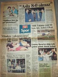 METRO İSTANBUL DOĞUM GÜNÜ GAZETESİ  -15 Ekim 1985-Meryl Streep-Tunca Toskay-Tansu Tılıç-Servet Aydemir-Servda Cavaş-Sebahat Kaya-Aydın Bilgin-Şevket Özçelik-Ümit Erdim-Necmi Tanyolaç-Bengsson-Stankoviç-Erhan Güvenç-Ceferino Rodriguez-Giray Şimşek-Recep Kaymak-Muzaffer Elçsoy-Mine Mater-Nesli Zsöy-Nihal Arda-Aysel Mutlu-Oya Aydoğan-Hülya Erol-Güngör Bayrak-Çiğdem Ay-Tok Erdemir-Yüksel Uzel-Nesrin Gevheri-Şehrihan Gül-Şahika Onur-Nihat Fırat-Ümit Besen-Yavuz Koral-Faruk Tuncel-Akın Uğurlu-Sevpil Üründüner-Ahu Tuğba-Seda Sayan-Nurşah İssoy-Nezih Nel-Nermin Özreci-Nurgül Onay-Kenan Temiz-Hazal Yüce-Yeşim Nur  Yeldeğirmeni mucizesi-Kartal’da denetleme-Semt pazarlarının artık yalnız adı ucuz-İstanbul 5 yıl sonra kokmayacak-Su öncelikli sorundur-Bu kadın İstanbulluları bu akşam eve kapatacak-Yağmur yağdı böyle oldu-Köpekçe konuşuyormuş-Minik şoförler yollara ‘davar muamelesi’ yapıyor-İyi sporcu pes etmez-Doğramacı’yı seviyorum-Hayda bre Pehlivan-Türk filmleri toplu gösterisi-Kanuni’nin Freudy