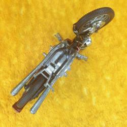 VINTAGE TRIUMPH TRIDENT MODEL MOTORSİKLET