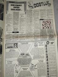 KELEBEK DOĞUM GÜNÜ GAZETESİ  -28 Ekim 1973-Zeki Müren-Gülşen Bubikoğlu-Yılmaz Duru-Perihan Savaş-Cüneyt Arkın-Buket Dereoğlu-Kenan Büke-Yusuf-Kezban-Ahmet Sezerel-Meral Orhonsay-Ali Poyrazoğlu-Meral Zeren-Erol Batıbeki-Çetin Alp-Ayla Algan-Güzin Özipek-Hüseyin Zan-Tarık Akan-Nilgün Atılgan-Anita Ekberg-Füsun Önal-Yavuz özkan-Mahmut hekimoğlu-Yalçın Boratap-Deniz erkanat-Sevinç Sever-Ediz Hun-Yumurcak-Yıldırım Önal  Altın Koza’da devler çarpışacak-Hepsi birbirinden sevimli-10. filminde baba olmaktan kurtuldu-Kenan Büke tiyatrosu Kanada’ya gidiyor-Venedik’te aşk başkadır-Kendi kendinizi kontrol edebilirsiniz-Test-Dostluk-Yusuf ile Züleyha-Kurtuluş Gençliğim Hikayesini filme alıyor-Evlat-Şu asorti dediğiniz-Birlikte bir adım daha-Hanımlar bu mevsimde gıdanıza dikkat edin