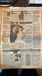 HAFTA SONU DERGİ, GAZETESİ -  SAYI: 37 - 15 EYLÜL 1999 - TÜLİN ŞAHİN - UCHE - ÖZLEM UCAR - TARIK AKAN - HAZIM KÖRMÜKÇÜ - ZARA - YEŞİM SALKIM - YILMAZ - YOSİ MİZRAHİ - KUTAY ÖZCAN - YASEMİN HANIM - YAŞAR - EMRAH - MAHMUT BAY - FİRDEVS HANIM - AHMET YUNUS - EDANUR - EMRE - HİLAL - EBRU GÜNDEŞ - YONCA EVCİMİK - SEZEN AKSU - BİNNUR ERDEM - OZER AHISKA - SEDA SAYAN - ŞAHİN GÜRSAÇER - SEDAT SAYAN - BİRGÜL SAYAN - HÜLYA GÜRSAÇER - ZEKİ ALASYA - METİN AKPINAR - YILDIZ KENTER - ŞÜKRAN GÜNGÖR - AYŞEGÜL ALDİNÇ - TOLGA SARIOĞLU - SERDAR ORTAÇ - MELEK - ÖMER DURAK - EBRU GÜNDEŞ - ÖZCAN DENİZ - FİKRET HAKAN - SEVVAL SAM - ŞEBNEM ÖZİNAL - BURAK SERGEN - SEVDA FERDAĞ - HALUK KURTOĞLU - ARZUM ONAN - TUNCER NECMİOĞLU - İZZET YILDIZHAN - ONUR ARKAN - ESREF KOLÇAK - BİLAL İNCİ - MENDERES SAMANCILAR - OYA AYDOĞAN - FATMA DELGEN - FATOS TER - MÜGE ORUÇKAPAN - KAZIM KARTAL - SELAHATTİN FIRAT - MELİH GÜGEN - VELİ ÇELİK - CEM AKYOLDAŞ - HÜLYA AVŞAR - ZEHRA AVŞAR - SEREN SERENGİL - EMRAH - EMEL MÜFTÜ - 10 SAYFA
