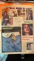 HAFTA SONU DERGİ, GAZETESİ -  SAYI: 2 - OCAK 1984 - FİLİZ AKIN - LEMAN AKIN - SAMİ BADARAN - VEDAT ARAZ - ZEKİ MÜREN - KADİR İNANIR - TARKAN - HÜLYA AVŞAR - TÜRKAN ŞORAY - HÜLYA YİĞİTALP - EMEL SAYIN - MÜJDE AR - YAPRAK - NAZAN ŞORAY - HÜLYA SÜER - MUAZZEZ ABACI - ZEKİ YURTBAŞI - SELÇUK URAL - KIBARIYE - NAZİKİYE - SEYYAL TANER - NAZAN SORAY - VEDAT ARAZ - RIZA ÖZİ - LALE - MERAL - MAHMUT - AHMET BİNGÖR - VEYSEL ALAY - ESİN TİMER - FAN BİNGERİE - ERKAN ÖRENMAN - HAKAN URAL - ZUHAL UZUN - SÜREYYA IŞINAY - FUAT - SELAMİ ŞAHİN - DİDEM ŞAHİN - LİDER ŞAHİN - AYŞEGÜL ALDİNÇ - NILHAN AYDIN - DENİZ AKEL - OSMAN BAŞOĞLU - YAĞMURDERELİ - LEYLA ADA - NAZIM DURAK - ÖZLEM SELANİK - 10 SAYFA