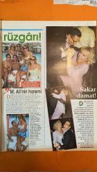 HAFTA SONU SOSYETE VE MAGAZİN DERGİSİ -  SAYI: 2001/39 - 26 EYLÜL 2001 - MEHMET ALİ ERBİL - SEDEF ALTINTAŞ - SERDAR ORTAÇ - SEZİN ERBİL - YURDAGÜL EKEN - STELYO PİPİS - NUR YERLİTAŞ - İFFET ERKUVAN - MUSTAFA ERBİL - YEŞİM ERBİL - FARUK BAYHAN - ABDULLAH OĞUZ - OSMAN YAĞMURDERELİ - EMEL SAYIN - DAVUT GÜLOĞLU - EMEL MÜFTÜOĞLU - RAUF DENKTAŞ - SALİHA BABAOĞLU - SEVİM UĞUR - ASUMAN SEVİNÇ - BURCU HANIM - HÜLYA AKGÜN - AYÇA GİRGİN - FİSUN OKSE - NAZAN BOSTANCI - DİLEK İŞÖZEN - IŞIK İŞÖZEN - SIDEM ONAN - ŞEYDA COŞKUN - EMRAH - EBRU ÇOLAK - NIL - GÖKHAN - ARTO - ASUMAN KRAUSE - MURAT MISIRLI - YALÇIN DÜMER - EMİNE ÜN - MEHMET MUTLU - ALEV ÜN - ATİLLA SARAL - BAŞAK ŞAHİN  - 60 SAYFA