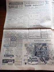 Cumhuriyet Gazetesi - 21 Mayıs 1955 - meclis tatile girerken yazan Nadir Nadi Başmakale - 350.000 küçük esnaf vergiden muaf tutuldu - Bir günde 47 kanun - mecliste balkan paktı etrafında görüşmeler - Almanya tarafsız tampon devlet olmayacak - VI. Bahar ve Çiçek Bayramı Dün açıldı - Hilton Oteli Dün işletmeye açıldı - Akif mecmuası neşriyat müdürü Cüneyt Arcayürek Tevkif edildi fotoğraf - İngiltere'de seçim hazırlığı - basketbolda takımına sahadan çeken Fenerbahçe umumi kaptanı Hayrullah Güvenir'e  6 ay hak mahrumiyeti cezası verildi - Fatin Rüştü Zorlu'nun beyanatı - Tenis kraliçesi Maureen Connolly fotoğraf - Üç misli mi oldu yazan Burhan Felek - Galatasaraylı basketçi Özer Salnur ameliyat oldu - İstanbul amatör birinci küme şampiyonu Karagümrük Adana'ya gitti - İstanbul Ankara Radyosu Programı - Hacı Ağa Opereti Ses Tiyatrosunda - Fluminense takımını bugün seyredeceğiz - dünya karikatürleri - 1954-1955 Yunus Nadi Mükafatı En Güzel Fikir Yazısı - M. Çakır Gazinosu Bayramda açılıyor