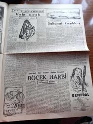 Cumhuriyet Gazetesi - 23 Mart 1952 - Ege'den notlar VIII yazan Nadir Nadi Başmakale - Venizelos'un bize dair dünkü demeci - Demokrat Parti kongresinde şehir meclisine çok ağır hücumlar - dünkü kongrede delegelerden fazla dinleyiciler asabiyet gösteriyor fotoğraf - Amerika'yı alt üst eden çok şiddetli kasırgalar fotoğraf - Kore'de son çarpışmalara dair tebliğ - kongrenin seçtiği 16 kişilik heyet dün gece cumhurbaşkanı Celal Bayar ile birlikte fotoğraf - Fenerbahçe Apollon'u 4 1 yendi fotoğraf - Türk İsrail Ticaret odası kuruldu - Panaroma yazan Yakup Kadri Karaosmanoğlu Yazı Dizisi - Bir Beyaz Gömleklinin Dramı yazan Doktor Burhan Öncel Yazı Dizisi - Kore değiştirme birliğimiz fotoğraf - Radife Erten Şükran Özer Sabite Tur Gülerman bahçekapı borsa kıraathanesinde - Eski Altınordulu Sadık vefat etti - Süt Kardeşler yeni ses operetinde - Usta Çırak yazan Bedri Rahmi Eyüboğlu - saltanat kayıkları yazan Haluk Yusuf Şehsuvaroğlu - General Electric Ampul - Alman nora radyoları - Philips