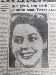 Cumhuriyet Pazar Gazetesi - 14 Ocak 1951 - ahvalimiz yazan Burhan Felek - Ali Ulvi renkli irtica karikatürü - ultra ses dalgaları sanayide yeni inkılaplar yaratıyor yazan Rıdvan Tezel - pahalılık artarken Yazan Mazhar Kunt - Stalin'e casusluk ettim yazan Norra Murray - Fransa askeri müzesinde yazan Haluk Yusuf Şehsuvaroğlu - Akdeniz'de gizli Sovyet Cebelitarığı - Cebelitarık'ta bir hava dafi bataryası - Saseno'nun mevkiini gösterir harita - ister inan ister inanma çizen Ripley - Santa Maria Maggiore Roma Noel'in 25 Aralık'ta ilk defa kutlandığı kilisedir - hem güzel hem neşeli bir artist Anne Vernon fotoğraf - haftanın portreleri Errol Flynn fotoğraf - haftanın portresi D. Fairbanks Junior fotoğraf - Jean Simon Ve Stewart Granger Evleniyorlar fotoğraf - boş vaktinizi hoş geçirmek için - zihin sporları - Üçüncü Selimin Gözdesi filmi çıktı - Tanrı şahidimdir filminin başrollerini Gülistan Deniz ve Münevver Coşkun oynamışlardır - And Film - evlenecek çağa geldiniz mi - saat bulmacası