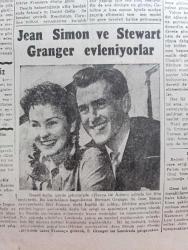 Cumhuriyet Pazar Gazetesi - 14 Ocak 1951 - ahvalimiz yazan Burhan Felek - Ali Ulvi renkli irtica karikatürü - ultra ses dalgaları sanayide yeni inkılaplar yaratıyor yazan Rıdvan Tezel - pahalılık artarken Yazan Mazhar Kunt - Stalin'e casusluk ettim yazan Norra Murray - Fransa askeri müzesinde yazan Haluk Yusuf Şehsuvaroğlu - Akdeniz'de gizli Sovyet Cebelitarığı - Cebelitarık'ta bir hava dafi bataryası - Saseno'nun mevkiini gösterir harita - ister inan ister inanma çizen Ripley - Santa Maria Maggiore Roma Noel'in 25 Aralık'ta ilk defa kutlandığı kilisedir - hem güzel hem neşeli bir artist Anne Vernon fotoğraf - haftanın portreleri Errol Flynn fotoğraf - haftanın portresi D. Fairbanks Junior fotoğraf - Jean Simon Ve Stewart Granger Evleniyorlar fotoğraf - boş vaktinizi hoş geçirmek için - zihin sporları - Üçüncü Selimin Gözdesi filmi çıktı - Tanrı şahidimdir filminin başrollerini Gülistan Deniz ve Münevver Coşkun oynamışlardır - And Film - evlenecek çağa geldiniz mi - saat bulmacası