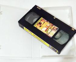İNDİANA JONES 1981 ESEN GÜNAY DUBLAJ-TELESİNE VHS KAYIT