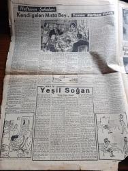 Cumhuriyet Pazar Gazetesi - 3 Mayıs 1953 - Yedi dakika  yazan Doğan Nadi - Bahar Teraneleri renkli karikatür - meraklı bir münakaşa kadınlarla erkek arkadaş olabilir mi yazan Kazım Kip - Churchill 8 sene önce reddettiği unvanı bu sefer ne için kabul etti fotoğraf - hikaye yeşil soğan yazan Yaşar Kemal - haftanın şakaları yazan Burhan Felek - Fransız yıldızı Martine Carol hayatının en kötü gününü kutladı fotoğraf - bugünkü İtalyan ve Alman filmciliği - beyaz perdenin fena adamları - romantik aşk rollerini seven İngiliz yıldızı Muriel Pavlow fotoğraf - ev kadın moda sayfası - sarı zeybekler diyarı Bergama'da kermes günleri - Kore Harbinin üçüncü yıldönümünde kore sulhunun imzalanması bekleniyor - boş vaktinizi hoş geçirmek için - Stalin'in ölüm korkuları - bir güzellik müsabakası ve beklenmedik bir son - Churchill'den sonra Eisenhower de yağlı boya resim yapmaya başladı fotoğraf - fotoğraf güzeli ikincilik ve üçüncülük alanların ortasında fotoğraf - Hintli rakkase yılanla dans ederken