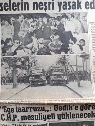 Hürriyet Gazetesi - 3 Mayıs 1959 - İzmir'deki hadiselerin neşri yasak edildi - İsmet İnönü'nün İzmir'e gelişinde askeri birlikler yolları tuttu 8 10 kişi dipçikle yaralandı - CHP lideri İsmet İnönü vazifemizi sonuna kadar yapmak borçtur dedi - Ege taarruzu dahiliye vekili Namık Gedik'e göre CHP mesuliyeti yüklenecek - İsmet İnönü'ye bütün yurttan telgraflar yağıyor - Kasım Gülek Dün İzmir'e gitti Osman Bölükbaşı bugün bir basın toplantısı yapacak - Kıbrıslı Türk lider Doktor Fazıl Küçük yarın gece Ankara'ya geliyor - sanat mektepleri mezunları cemiyeti defilesi fotoğraf - Hulusi Yeşilbaş Vatan cephesinden tekrar CHP'ye Döndü - Roma tatili prenses Margaret'e yeni bir sevgili getirdi fotoğraf - Hula Hoop zayıflatır mı hazırlayan Profesör Doktor Nuri Ergene - kalbimin aradığı erkek yazan Oya Baydar - Prenses Süreyya Nihayet aradığı saadeti bulmuş gibi fotoğraf - Fenerbahçe Beşiktaş bugün Ankara'da karşılaşıyorlar - Fotoğraf - Floyd Patterson Brian London'u nakavtla yendi - Vefa  galip