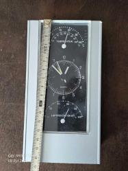 AVRUPA TERMOMETRE VE NEMÖLÇERLİ DUVAR VEYA MASA SAATİ PLASTİK KASA 17X9 CM