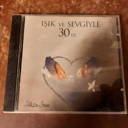 İLHAN İREM - IŞIK VE SEVGİYLE 30 YIL  - ORJINAL BANDROLLU