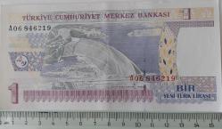 8.EMİSYON 1.TERTİP 1 YENİ TÜRK LİRASI A06846219 SERİ NOLU KAĞIT PARA ÇİLALTI NADİR