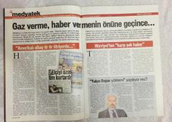 YENİ AKTÜEL  HAFTALIK HABER DERGİSİ - SAYI:27 - 2006 - 17-23 OCAK - 250 BİN ŞARKI SİZİN: KORSANLIK YAPMADAN – SELİMİYE'NİN TAŞI İÇİN EDİRNE'YE ADAK TURU – ŞİMDİ MODA: EVYAPIMI KOZMETİK – AKP'Lİ FIRAT DEMİREL, BAYKAL VE DÜLGER'İ BOMBALADI – UZMANI UYARDI: SİZDEKİ EN YENİ GRİP VİRÜSÜ – SUSURLUK SKANDALI MÜZİKAL OLDU – 10 MİLYON KİŞİ SANAL OYUN BAĞIMLISI: BİRİ ÇOK YAKININIZDA OLABİLİR – ÖLÜM OYUNU TARİKATI – CİNAYETLERİYLE MUTLULUK SAÇTI – SEN GİT BEN DÜŞÜNME – BEYAZ PALTOLU POLİS: ORHAN PAMUK DURUŞMASINDA – MODERNLİK DİNDEN SERT – KUŞ GRİBİ GÜNEYE İNECEK – İRAN’A HOŞGELDİNİZ – KENDİNİ YAK, KİLONU YAK – İLHAM PERİSİ SCARLETT JOHANSSON – CAMİDE ADAK TURİZMİ – EVDE KREM ÜRETİMİ – SARIŞIN GÖLGE – MUTLULUĞUN CİNAYİ FORMÜLLERİ – ÇATLI’NIN BİR İSMİ DAHA OLDU – MO-YAP ARŞİVLERİ: KORSANSIZ 250 BİN ŞARKI – EROL EVGİN’İN KARİKATÜRLERİ – YANARAK ZAYIFLAMA YÖNTEMİ – ONLINE OYUNLAR: 7/24 EKRAN BAŞINDA YAŞAM – SCARLETT & TRAVOLTA SÖYLEŞİSİ – ASTROLOJİ – SUDOKU – BELMACA – AJANDA  - MİR DENGİR  98 SAYFA