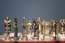 Osmanlı İmparatorluğu -Bizans İmparatorluğu Temalı Yüksek Kalite Satranç Seti (Altın/Bakır Renk)