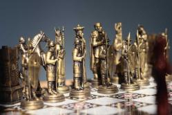 Osmanlı İmparatorluğu -Bizans İmparatorluğu Temalı Yüksek Kalite Satranç Seti (Altın/Bakır Renk)