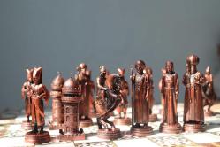 Osmanlı İmparatorluğu -Bizans İmparatorluğu Temalı Yüksek Kalite Satranç Seti (Altın/Bakır Renk)