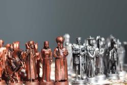 Osmanlı İmparatorluğu -Bizans İmparatorluğu Temalı Yüksek Kalite Satranç Seti (Gümüş/Bakır Renk)