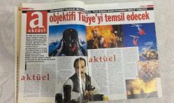 AKTÜEL HAFTALIK HABER DERGİSİ - SAYI 230 - 30 KASIM / 6 ARALIK 1995 - GENÇLERİN İNANILMAZ SEKS FANTEZİLERİ - MİLLETVEKİLLERİ DÜŞÜNCE SUÇUNA AF İSTİYOR - TOMRIS ÖZDEN: “KOCAMIN ÖLÜMÜ KUŞKULU” - BAŞAK SAYAN’IN ÇARPICI ÖYKÜSÜ - METİN KAÇAN HİDAYETE ERDİ - YILBAŞI TURLARI REHBERİ - RÜZGAR TERSİNE DÖNDÜ: DOĞU AVRUPA’DA SOL YÜKSELİYOR - BAĞIMLILARA TURBO TEDAVİ - HER ŞEYİN OKULU VAR: SAATLERİ AYARLAMA ENSTİTÜSÜ BİLE - SES DUVARINA ÇARPTILAR: BİLİMSEL SES TESTİ SONUÇLARI - FUJİ FOTOĞRAF ÖDÜLÜ AKTÜEL’E - VAJİNA MONOLOGLARI TÜRKİYE’DE - CHARLES İHANETİ HAK ETMİŞTİ: DİANA’NIN İTİRAFI - ŞEHRİN ALTI ROCK: GECE HAYATI İSTANBUL’U SARMIŞ DURUMDA - ŞARKICI EGE’NİN KORKUSU - LES FEMMES DE PARIS: ORTAKÖY’DE FRANSIZ LEZZETLERİ - DÜNYA ONLARI KONUŞACAK: CESUR POZLU 5 GÜZEL - HOP DEDİK POP: 94.8 FREKANSINDA POP YOK, PROGRAM VAR - MİGRENDEN KORKMAYIN - SU GİBİ ÖMRÜN OLSUN - KALORİSİZ LEZZET - TOMRIS ÖZDEN - BAŞAK SAYAN - METİN KAÇAN - SAYNUR KURUÇ - TANJU ÇOLAK - ARZU YANARDAĞ - BERNA ÖZTÜRK -  144 SAYFA