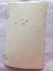 DANSÖZ ve YEŞİLÇAM OYUNCUSU BİRSEN AYDA'NIN ORİJİNAL 2'Lİ FOTOĞRAF SETİ - 18  x 12 cm EBADINDA (AÇIKLAMAYI OKUYUNUZ) - BİRSEN AYDA DEKOLTE GİYSİSİYLE POZ VERİRKEN ÇEKİLMİŞ 2 FARKLI KARE