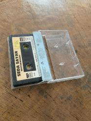 SEDA SAYAN - SEVİYOR MUSUN ? - KASET