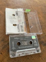 HÜLYA AVŞAR - 2002 / AŞIKLAR DELİDİR - KASET