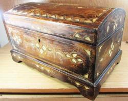 ViNTaGe SEDEF ve KEMİK KaKMaLı AĞAÇ SANDIK KUTU......