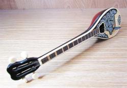 ViNTaGe LATERNALI BUZUKİ MüZiK KuTuSu.....