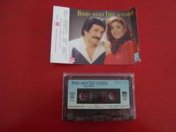 BELKIS AKKALE İZZET ALTINMEŞE EZGİ ŞÖLENİ KAĞIT BASKI KASET