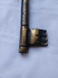 Antika görünümlü bronz anahtar